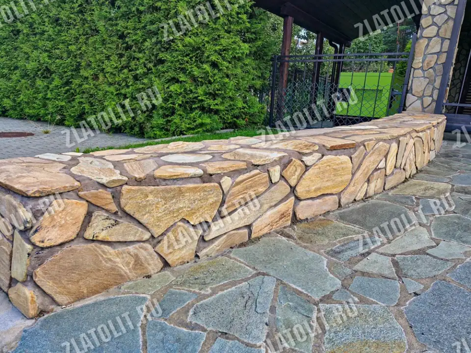 галтованный плитняк жёлтый златолит для мощения и облицовки в наличии от производителя